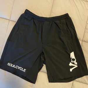 Men’s SoulCycle Lululemon lined shorts